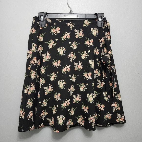Collective concepts women's mini skirt floral size M black - Picture 1 of 6